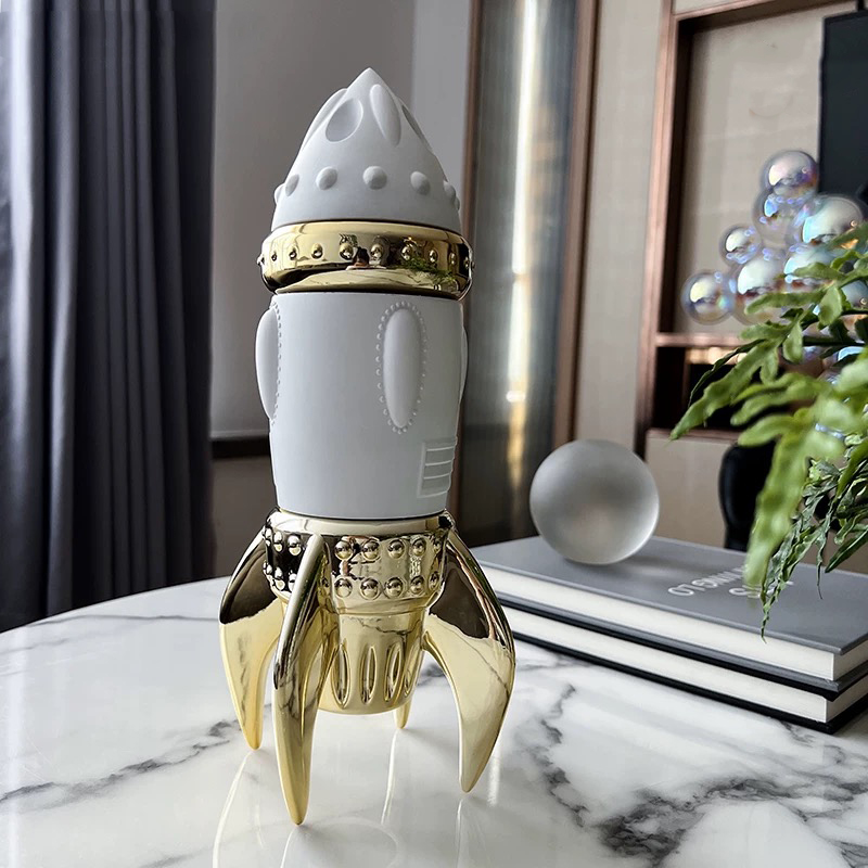 l*-Weltraumraketen-Ornamente,  – Art And Craft Rocket Bewertung und Preis